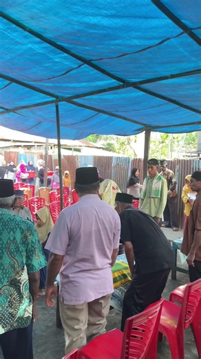 Penerimaan Pengganti Perempuan Padang di Kalabahi