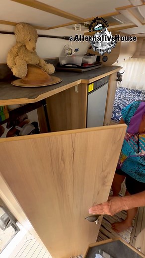 A retired couple converted a cargo van into a camper van to explore the world 🤩 | Alternativehouse