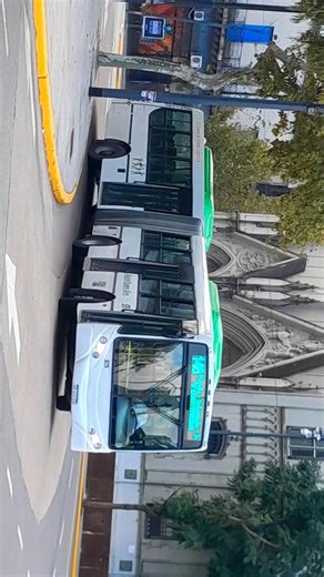 Volvio la Linea 148!!! Nuevo 975 (Metalpar Iguazu II, Mercedes Benz O500UA con a/a) 1 Mayo 2026 (1)