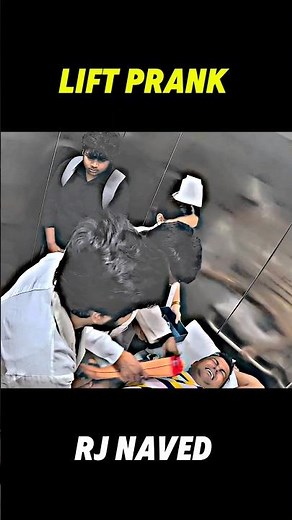 Emergency Hospital Prank In Lift 😅Don't Miss The End🤫Credit - Rj Naved #funny #comedia