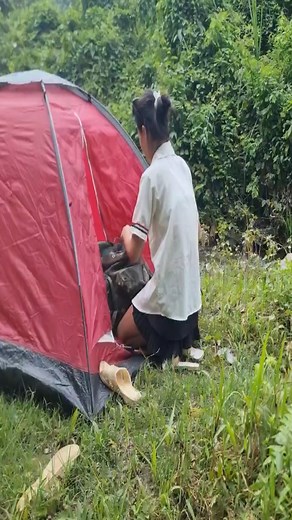 SOLO Camping Adventures Outdoors #outdoor_boys #outdoor_tom | Olivia Camping
