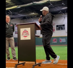 Former Cincinnati Reds star Billy Hatcher talks 1990 title season