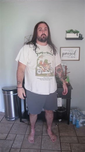 how to dress to attract a man!