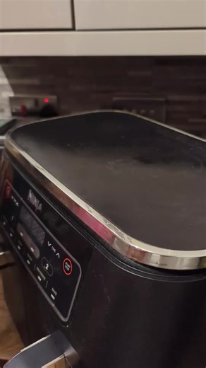 Cleaning Your Air Fryer: Tips and Tricks