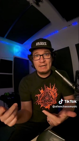 Alien Chaos Hitech Psytrance no TikTok