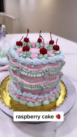 Cake Decorating with QT Cinderella | Ders Makes a Cameo