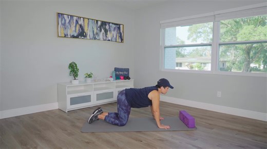Getting down to the floor is one thing... getting back up? That’s the real workout! 😅 Whether you're stretching, playing with grandkids, or picking up a dropped remote—being able to get up and down with ease keeps you confident and independent. This fun, low-pressure GetSetUp class for older adults teaches simple floor exercises to build strength, improve balance, and help you bounce back up like it’s no big deal. 💪 No gym, no drama—just movements that help you stay strong and steady. Tap belo