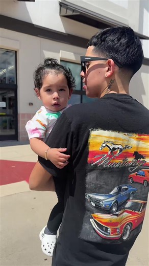 Petco Vlog: Discovering Baby Turtles