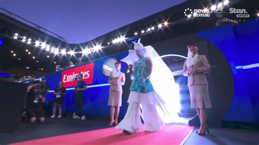 Naomi Osaka makes statement during AO walkout