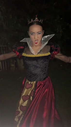OFF WITH YOUR HEAD 😈 #disneyvillains #musical #halloween #parody #badguys #musicaltheatre