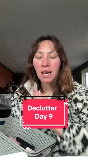I used to hoard these things. It feels good to be able to see what I’m working with! #declutter #thriftyfarmhouse #declutterchallenge #30daychallenge #declutteryourlife
