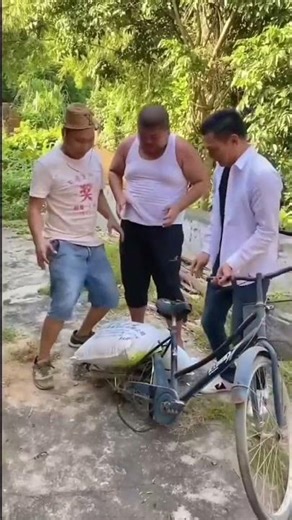 😂 Funniest Moments You Can’t Miss! Must Watch Hilarious Video | #ShortsFeed #FunnyClips #Viral