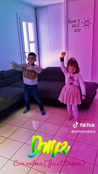 Con calma just dance kids version #justdance #justdancemoves #justdance2023 #tiktokdance @Just Dance FR @Just Dance 2023 | Ubisoft GSA @Just Dance UK @Just Dance España @Just Dance Italia #tiktokpromote @Activités danse jeux enfants #love #like #kids #girl #boy #brothersister