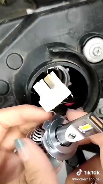 how to replace H7 led headlight bulbs for cars #headlight #foryou#lights#led#Lamp#bulbs#fypシ