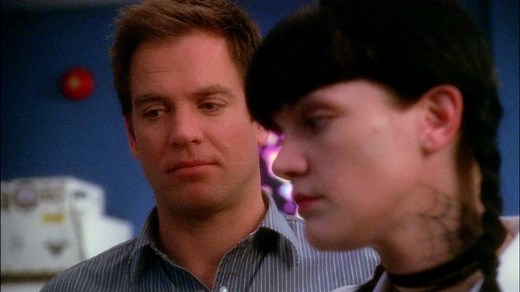 Watch NCIS Season 4 Episode 17: Skeletons - Paramount