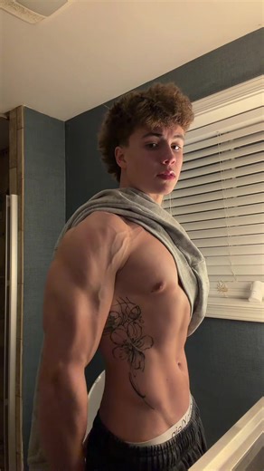 Proportions #gym #physique #arms