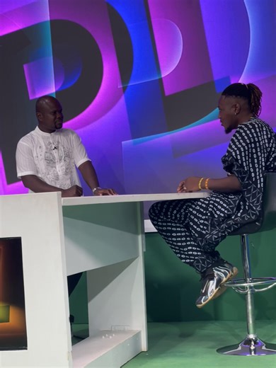 Vidéos de Baton de Moïse 🇧🇫🇧🇫 (@batondemoiseofficiel) avec son original - Baton de Moïse 🇧🇫🇧🇫