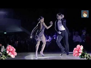 Шикарная песня!!! Букет из роз!!! Исп Диско Группа Студия 80