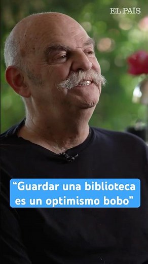 Inside Martín Caparrós’s library: "Keeping a library is a foolish optimism" #shorts