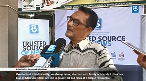 #BernamaNews: A smart strategic plan between MYTV, the Malaysian National News Organization (BERNAMA) and the Malaysia Muslim Restaurant Owners Association (PRESMA) is expected to further expand the ranks of Bernama TV viewers and Bernama Radio listeners. Head of Bernama Radio, Azlan Idris said this cooperation between PRESMA can bring Bernama TV and Bernama Radio closer to the public based on the culture of the local community. | Bernama TV