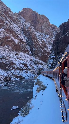 Just when you thought the Royal Gorge couldn’t get any more magical… it snowed! ❄️✨ The Royal Gorge Route Railroad, Colorado 🚂 #royalgorgerouterailroad #royalgorge #colorado #trainsofinstagram #trains #travel #christmas #snow #denver #coloradosprings #snow #snowday #winter | Royal Gorge Route Railroad