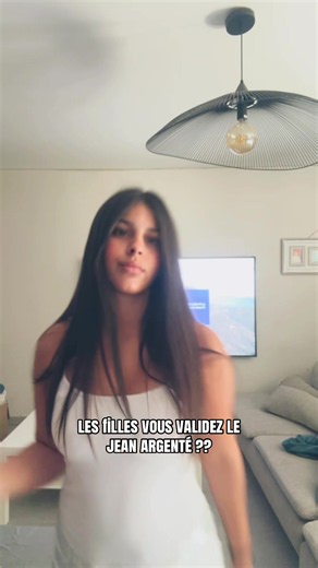 Jean argenté trop grand : comment le raccourcir facilement