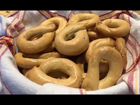 Mini Taralli with Fennel & White Wine - Mary'sKitchenMtl