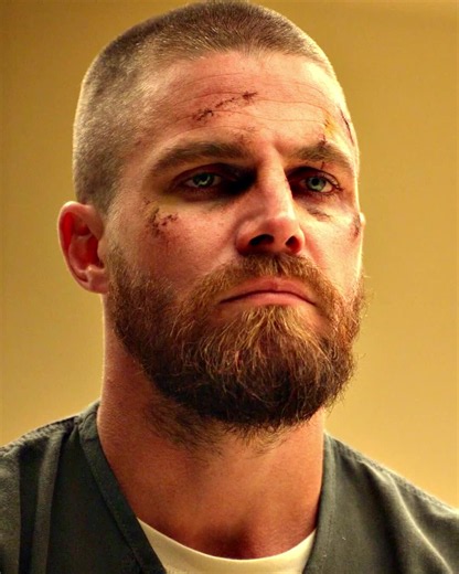 Oliver relives the moment he became Green Arrow #oliverqueen #fyp #viral #dc #Titans #arrow #oliverqueen #arrowverse
