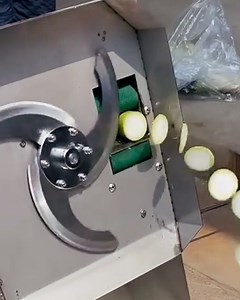 2.6M views · 5.4K reactions | This machine can chop through vegetables in seconds  勞 | FOODbible | Facebook