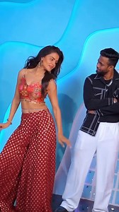 550K views · 7.4K reactions | Uffff Loved her dance moves ❤️ Priyanka Chahar Choudhary Doing dance moves with influencers ||| . #dancechallenge #dancemusic #dancehall #dancefitness #priyankachaharchoudhary | Priyanka_chahar06 | Facebook