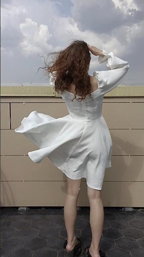 Windy weather ✨ flying dress