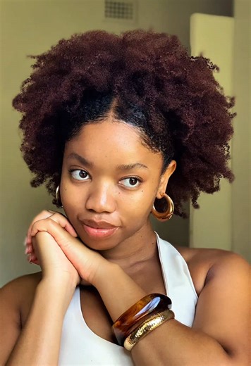 Natural Hair Tutorial: Fluffing Your Afro Style