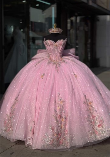 💕NEW EXCLUSIVE💕 BOOK YOUR FREE APPOINTMENT TODAY!📍1038 SANTEE ST. LOS ANGELES CA #anitasbridal #quinceañera #xvaños #sweet16 #pinkquincedress