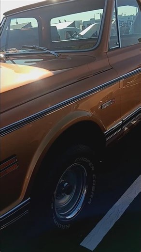 67-72 Chevy c10 truck ls swap motor big wheels nice paint job clean interior design original