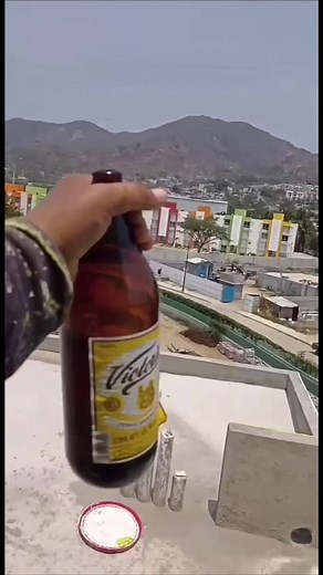 Alerta Sísmica y Alarma Alcohólica: Sonidos de Caguamas y Fiesta