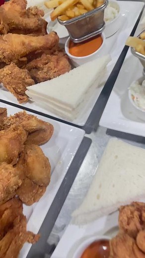 Crispy Fried Chicken Presentation with Delicious Sides