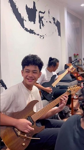 Sikat bang Sean 🤠🎸