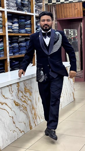 SHREE RAM VASTRA BHANDAR NX (By Ashu & Omprakash) on Instagram: "👑 *LUXURY DESIGNER 5-PIECE SUIT WITH HANDWORK* 👑 royal finish • custom elegance • premium craftsmanship perfect for wedding, reception, engagement & festive occasions 📏 size – 34 to 44 💰 price – ₹8500/- only 🛍️ *shop online now* 📲 whatsapp screenshot of product & size on: 👉🏼 6354740305 | 8160927365 | 9328665680 🏬 *ahmedabad’s biggest showroom for mens & kids clothing* 🕘 store timing – 9am to 9pm (open all days) 📍 *store