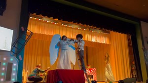 Here’s a great clip from our Edward Scissorhands Christmas skit ✂️🎄 Our students did an amazing job bringing this scene to life! | Oklahoma School for the Deaf