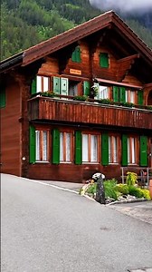 🇨🇭Swiss Wooden Chalet in the Clouds🛖☁️瑞士云雾木屋 #switzerland #travel #瑞士 #swiss #swissalps #shorts