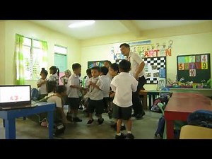 WALK AROUND THE CIRCLE