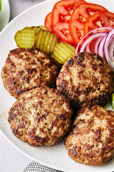 26K views · 296 reactions | These turkey patties are one of my favorite dinner ideas to meal prep for the week! So juicy, flavorful, and easy to make. (recipe in comments). | Downshiftology | Facebook
