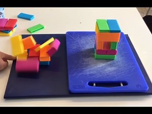 Laboratorio di sperimentazione di strutture antisismiche dotate di isolatori sotto gli edifici.