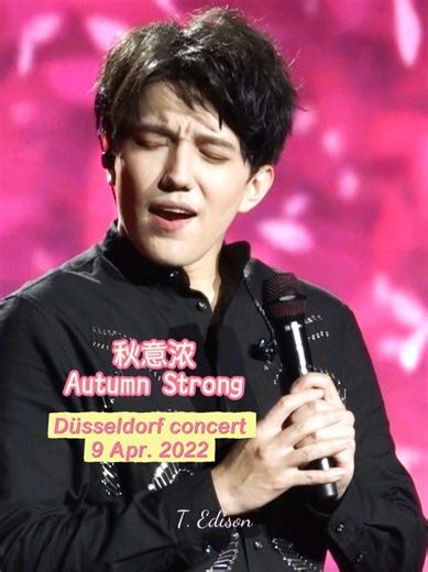 What a beautiful cadenza ending! ✨✨ HD fancam《秋意浓 Autumn Strong》 Dimash Düsseldorf Arnau concert, 9 April, 2022🎼🎼 @Dimash Qudaibergen upcoming events: 👉 《声起地平线 Voice Beyond Horizon》 broadcast 👉 《Three Icons One Stage》 Budapest concert #dimash #concerts #dears #dimashqudaibergen