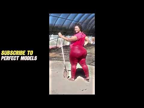 Gabrielle (Gigi) Torres - Curvy Model - Bio & Facts