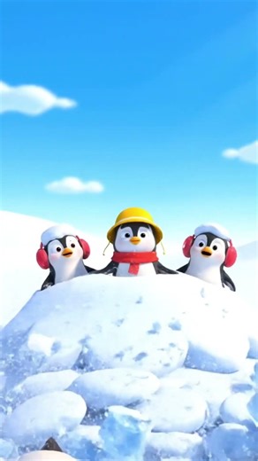 Penguin Teaches Baby Penguin How To Build The Ultimate Arctic Snow Fortress