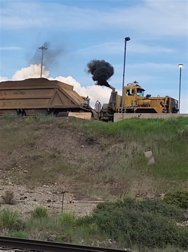 Nickel 9. The last truck Pacific built in 1994. This custom built truck spent its life in Soda Springs Idaho pulling 3 custom built belly dumps. Each trailer was loaded with about 75 tons of Phosphate Ore with a gross weight of over 600,000 lbs. #Pacifictrucks #mining #heavyload #longload