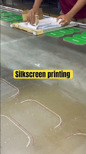 How the silkscreen printing works #factoryproducts