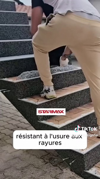 Bibliothèque de feuilles décoratives, merci de me contacter pour des échantillons #designer#panneaumural#adidoadin#decorationmurale#deconstructingdeconstructingchristianity#interieur #interiorinspiration#homeimprovement