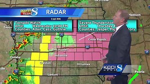 Severe storms continue to pass through central Iowa. Kurtis Gertz KCCI has the latest forecast. http://bit.ly/2pRjhFf | KCCI